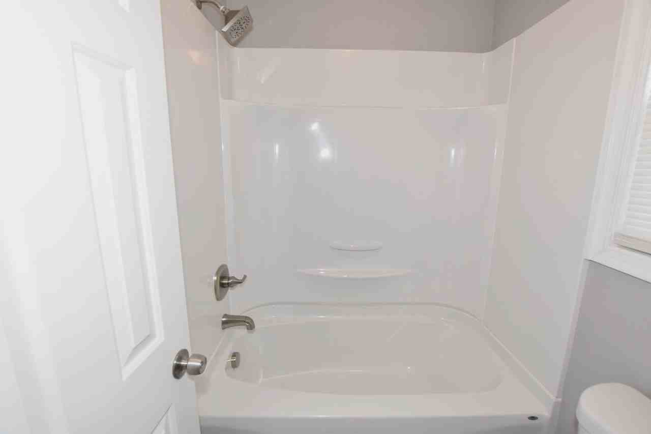 204 Knells Ridge Dr - Photo 3 of 36