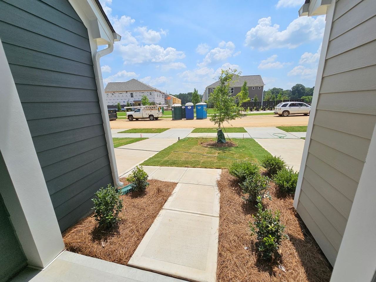 6013 Rizer Dr - Photo 3 of 19