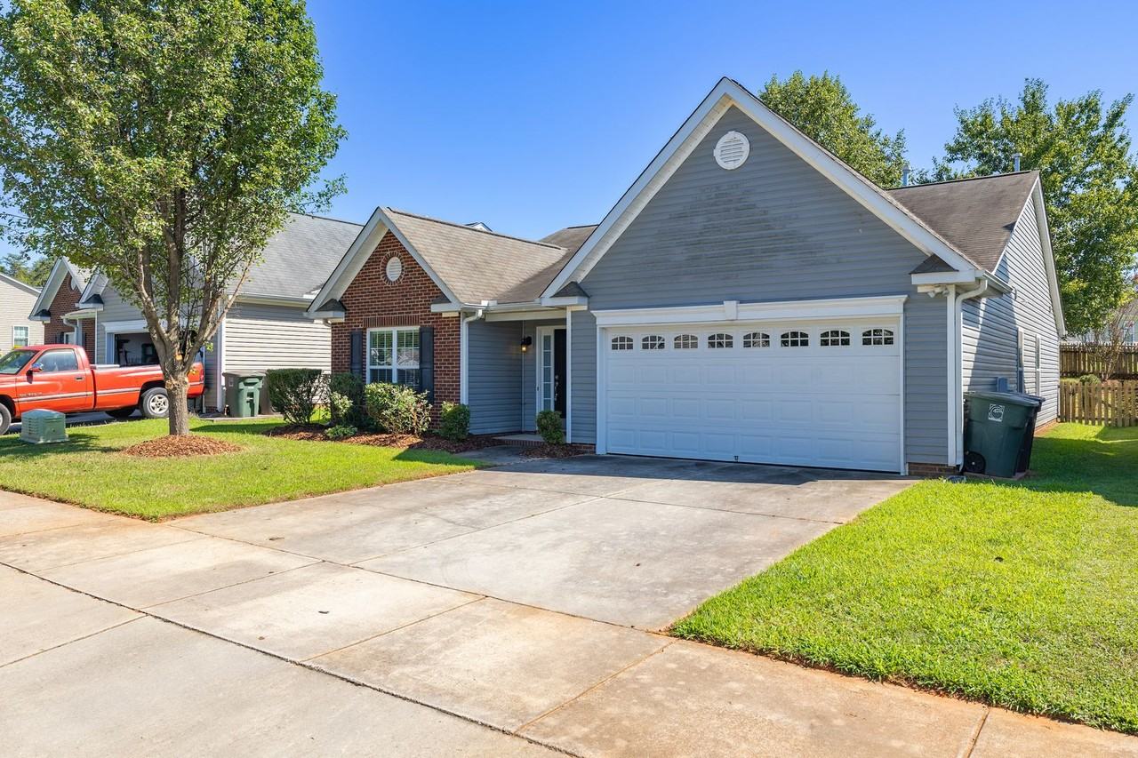 6103 Trotting Pl - Photo 2 of 30