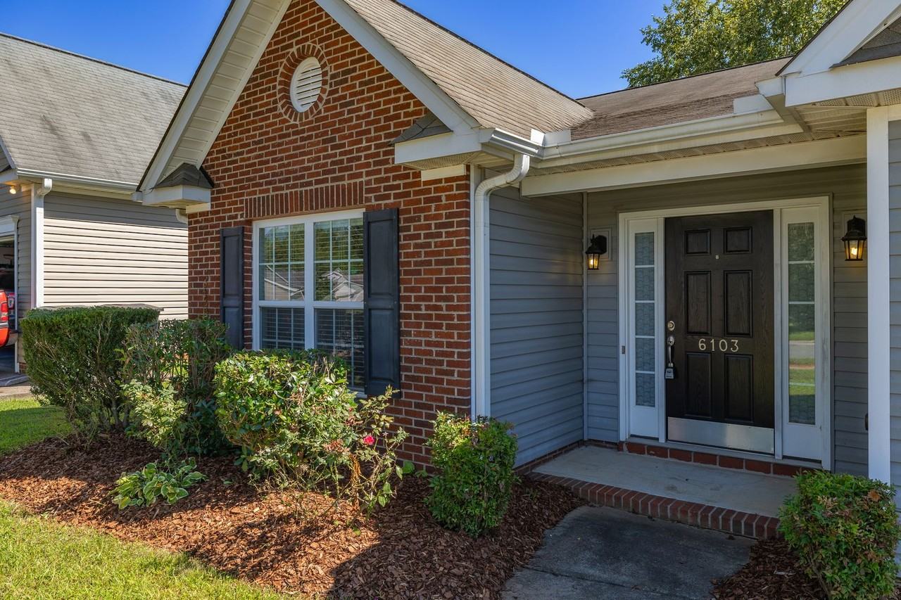 6103 Trotting Pl - Photo 4 of 30