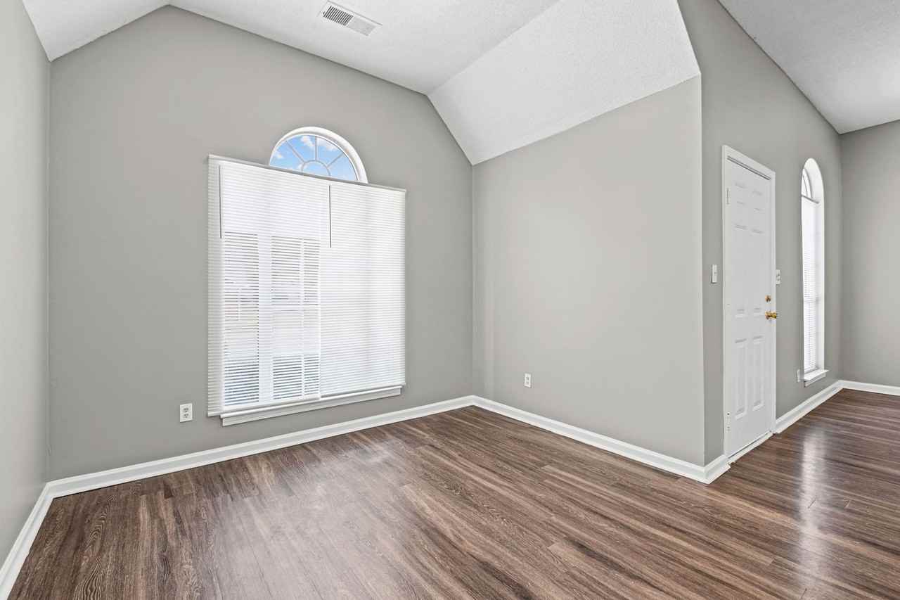 6281 Joy Blvd - Photo 3 of 16