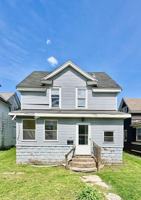 featured image of 117 E Fox St