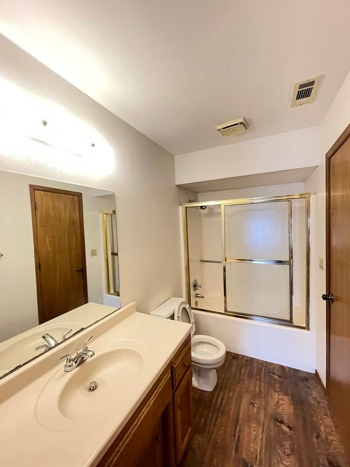 512 N 37th St - Photo 6 of 12