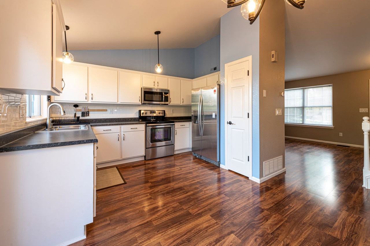 3736 W 126th Ave - Photo 6 of 28