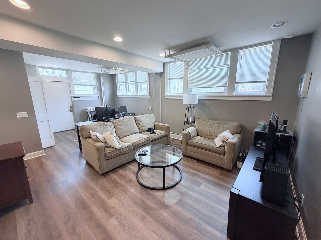 3438 Girard Ave S #101 - Photo 2 of 10