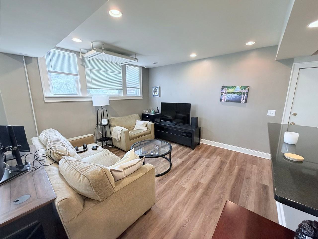 3438 Girard Ave S #101 - Photo 3 of 10