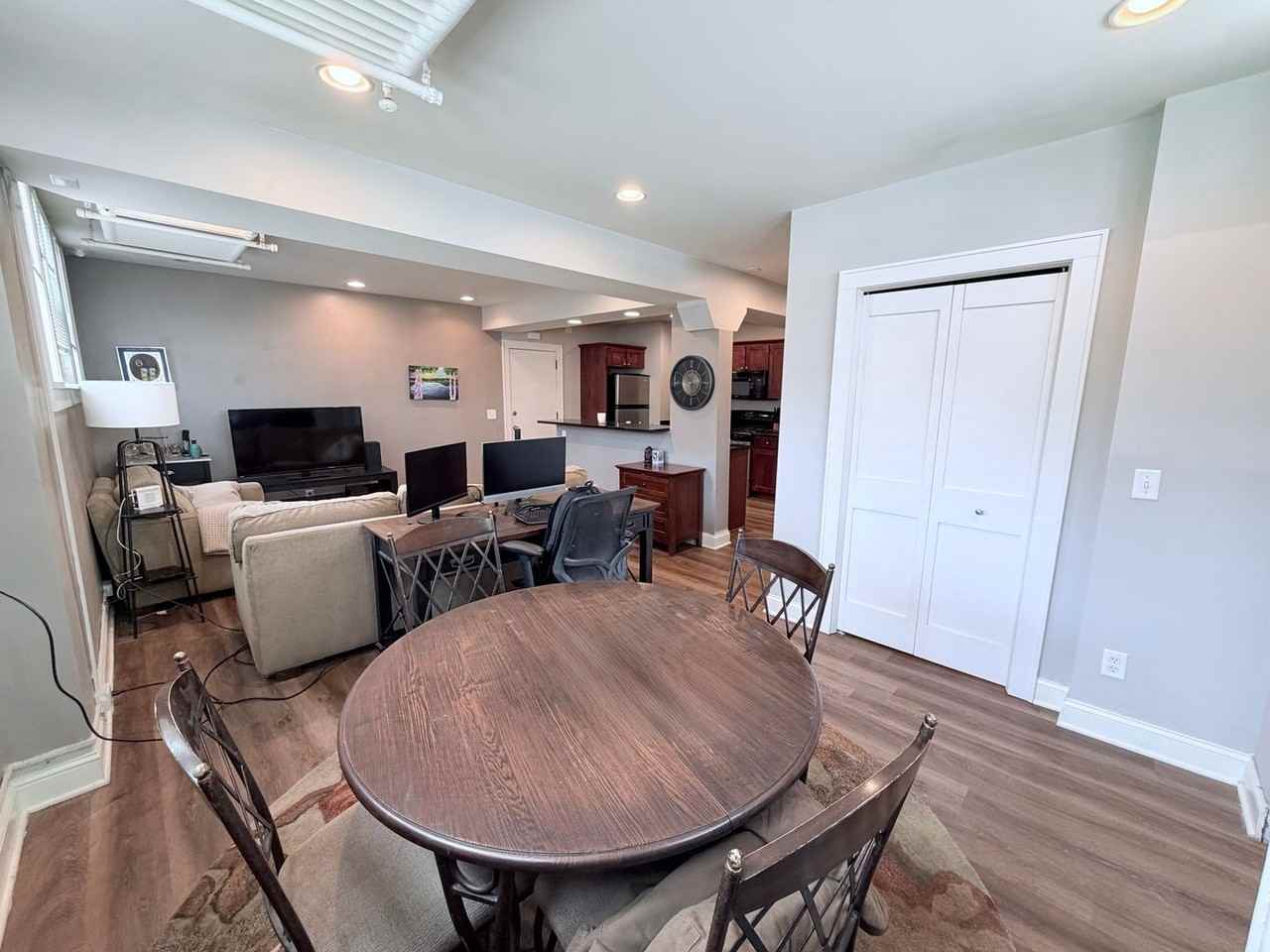 3438 Girard Ave S #101 - Photo 4 of 10