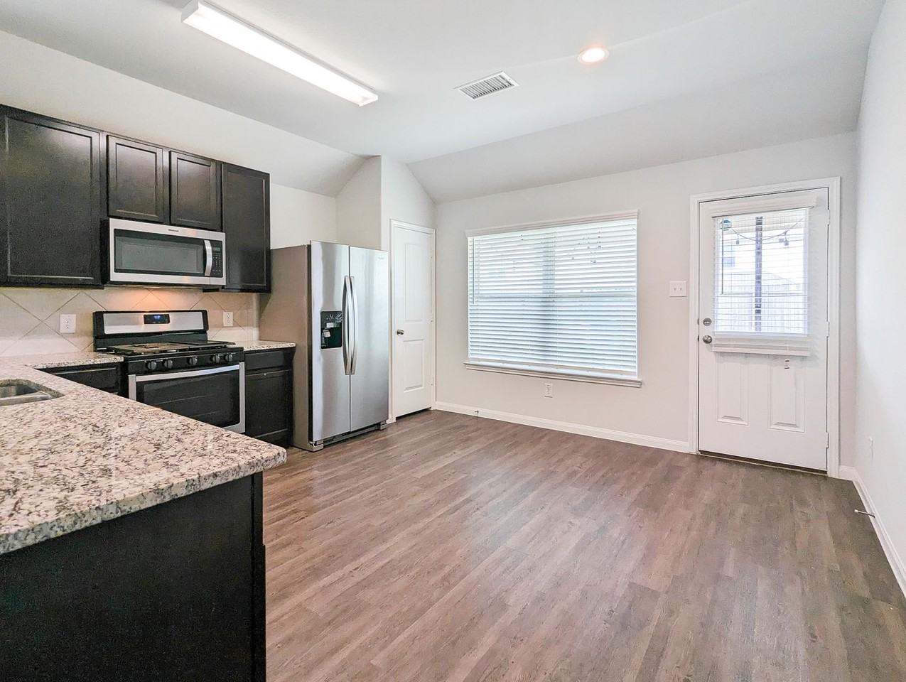 3834 Giorgio Pastel Pl - Photo 5 of 21