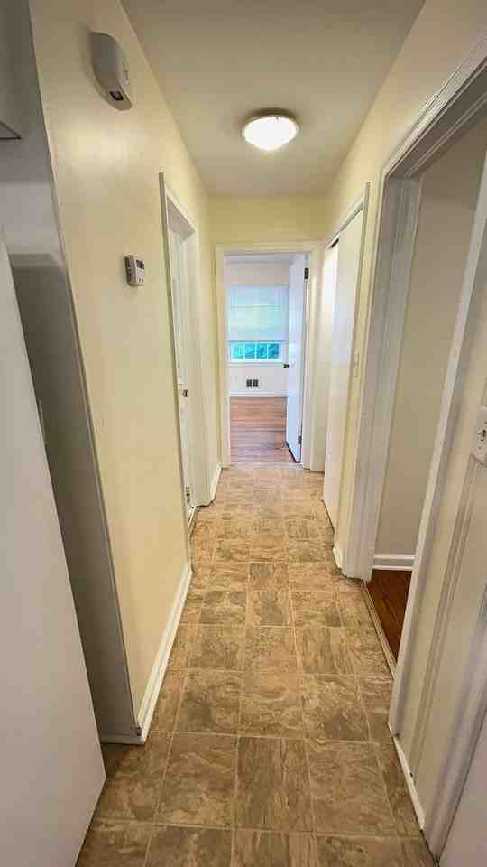 156 Hardin Dr - Photo 3 of 24