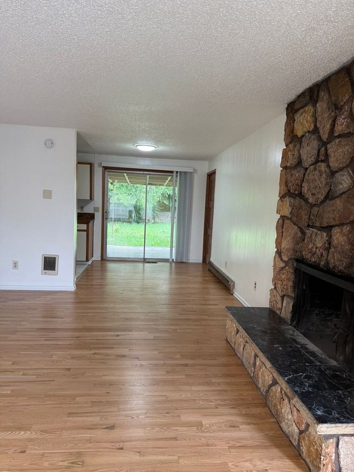 6515 Se Aspen St - Photo 3 of 13