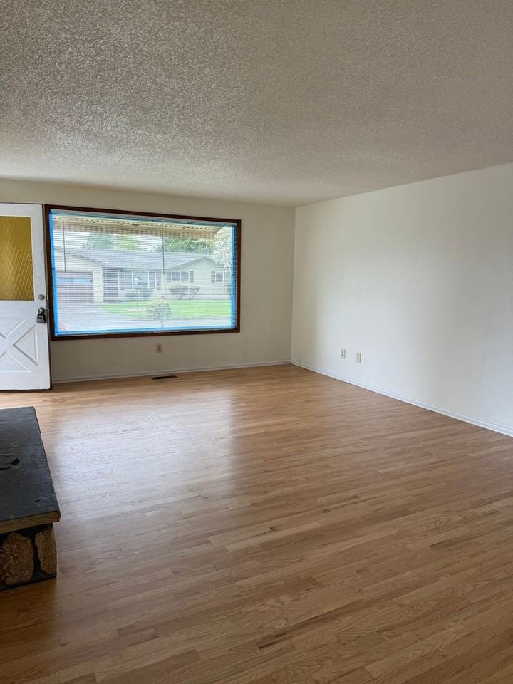 6515 Se Aspen St - Photo 4 of 13