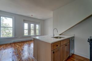 featured image of 522 Elm St