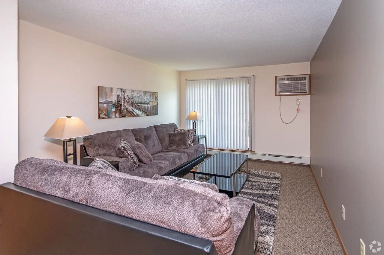 2 AB Properties llc - 2 Bdrm - Photo 5 of 5
