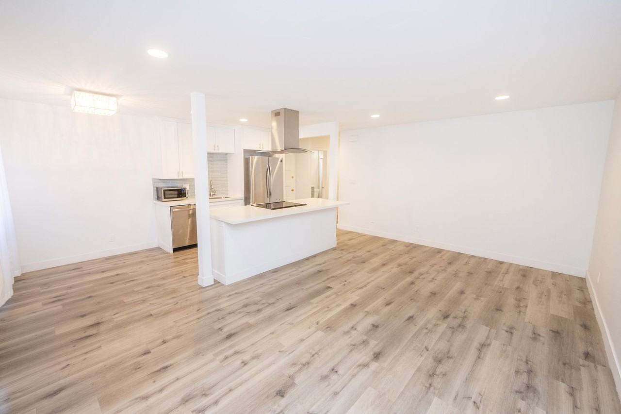 8671 Lake Murray Blvd #4