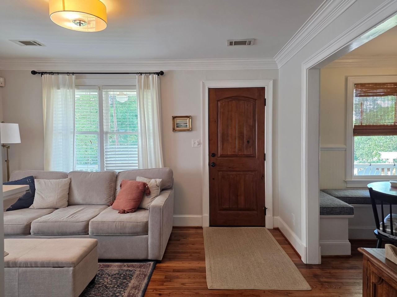 2076 Anderson Dr Se - Photo 2 of 27