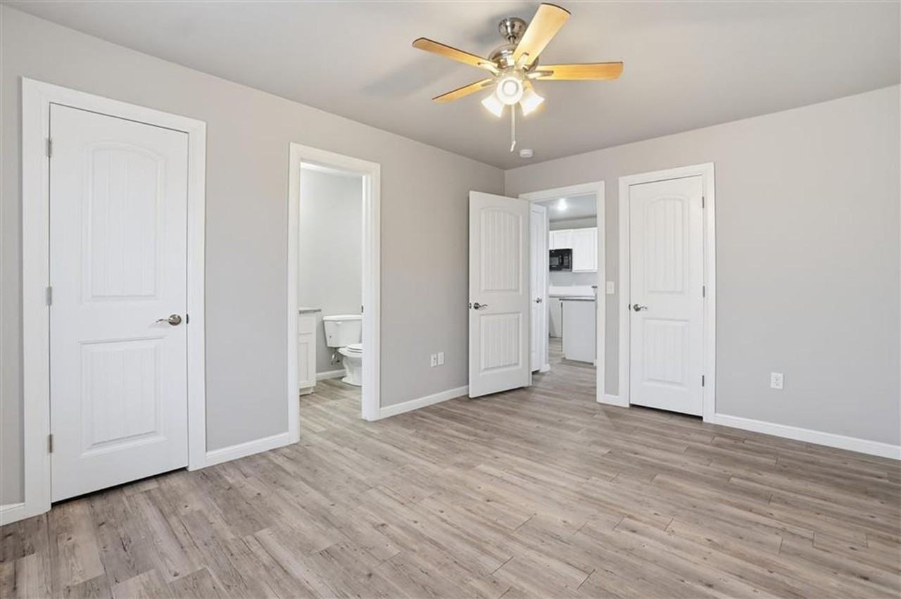 207 W C Ave - Photo 5 of 19