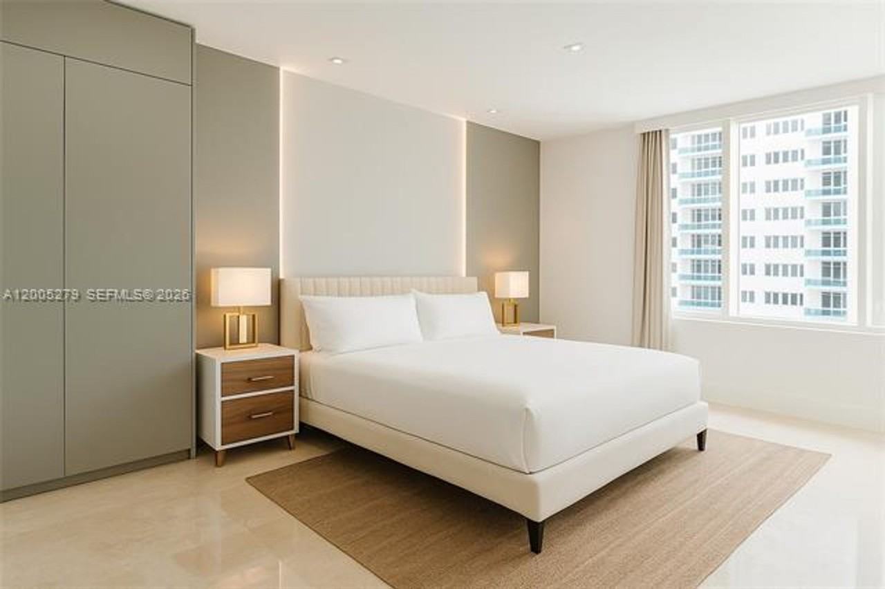 2301 Collins Ave #1011-1012 - Photo 7 of 30