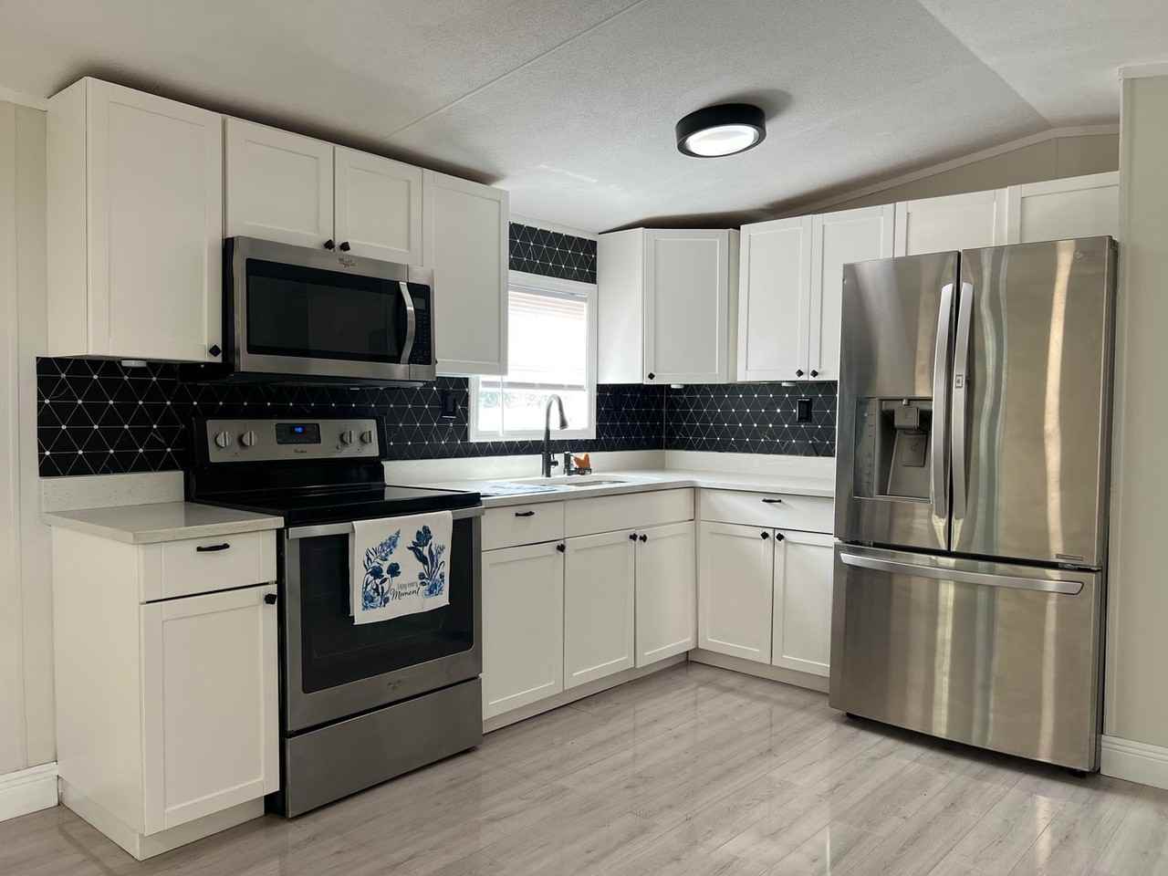 3230 Anthony Dr - Photo 5 of 25