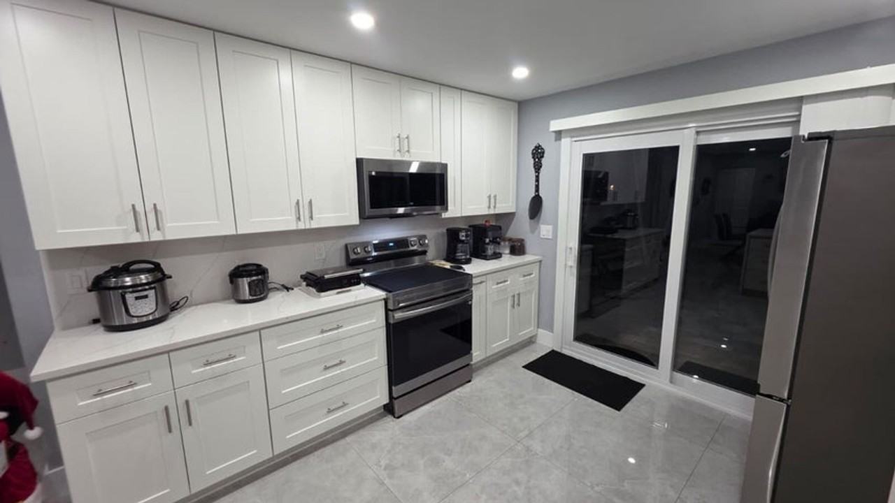 131 Puffin Ct - Photo 2 of 24