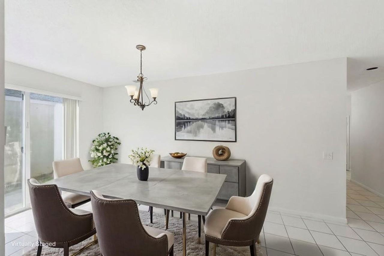 1239 Sussex St - Photo 3 of 18