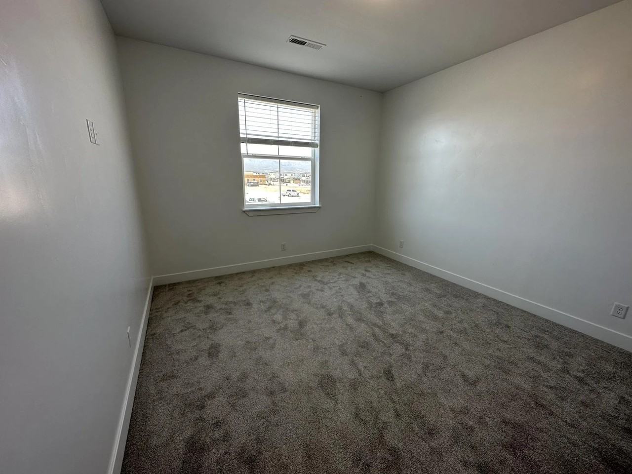 S Silver Birch Ln - Photo 5 of 34