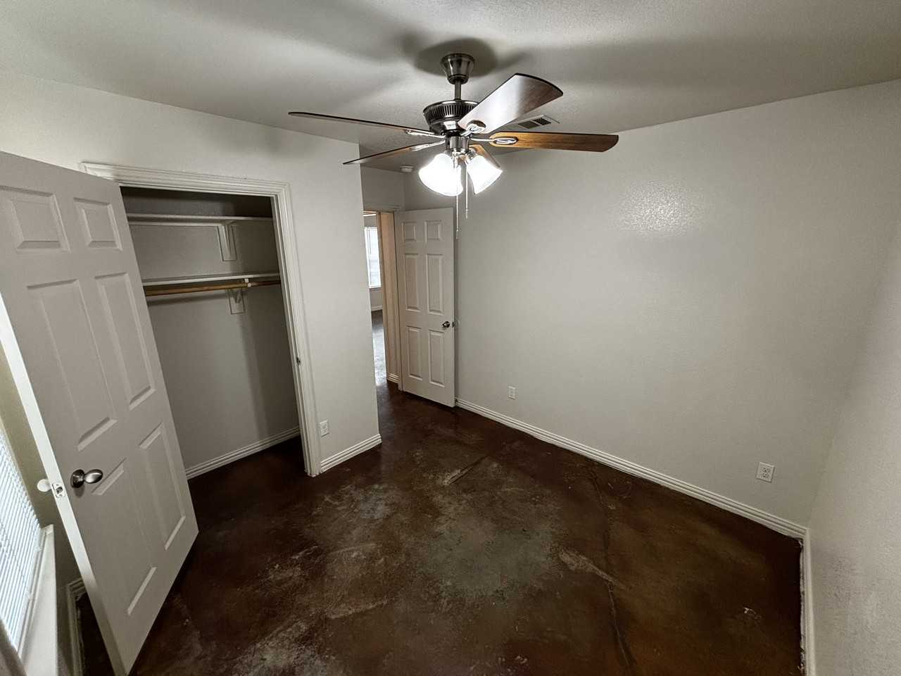 506 East Zenith Avenue #B - Photo 7 of 26