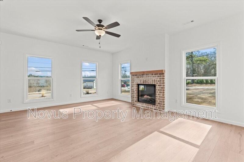 107 Burns Rd - Photo 5 of 24