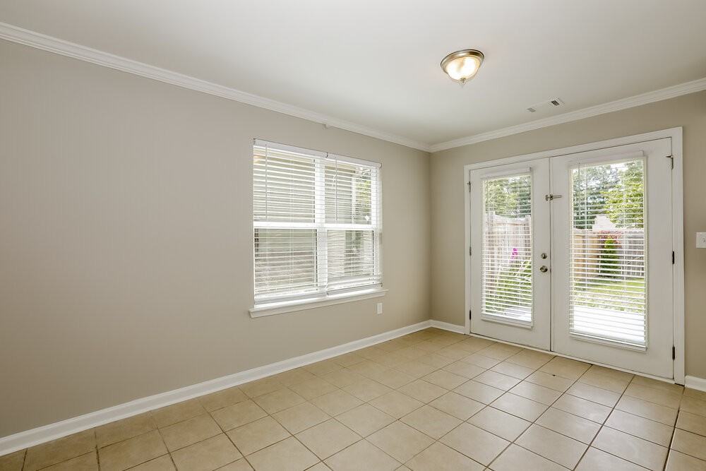 505 Walnut Woods Dr - Photo 5 of 16