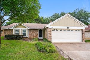 featured image of 2310 Overbrook Dr