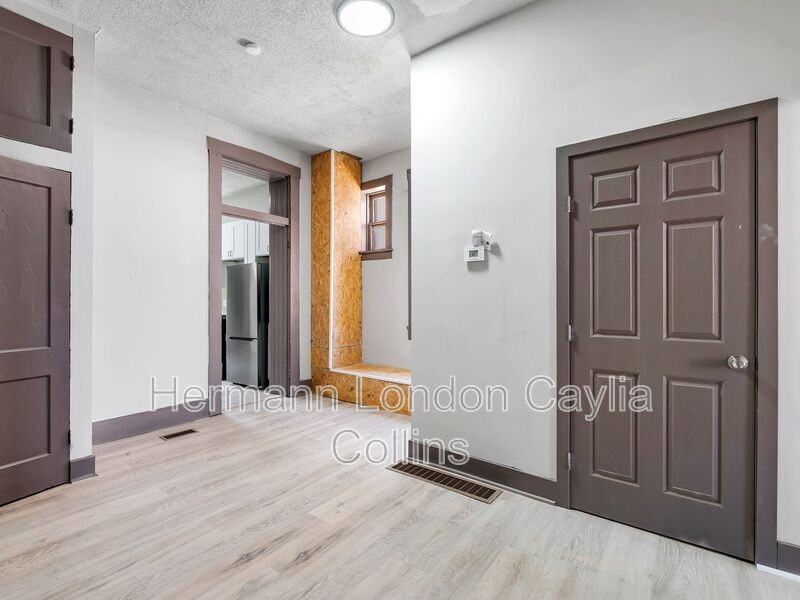 214 W Steins St #216 - Photo 5 of 16