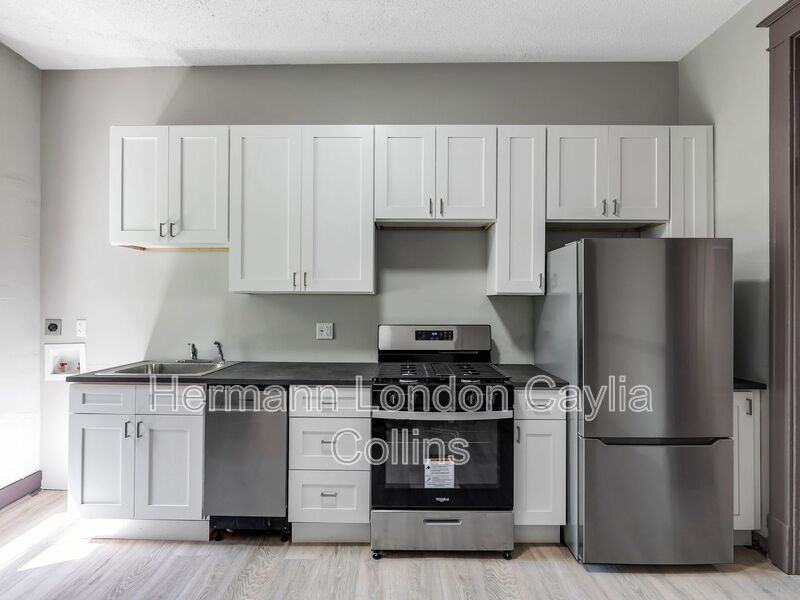 214 W Steins St #216 - Photo 6 of 16