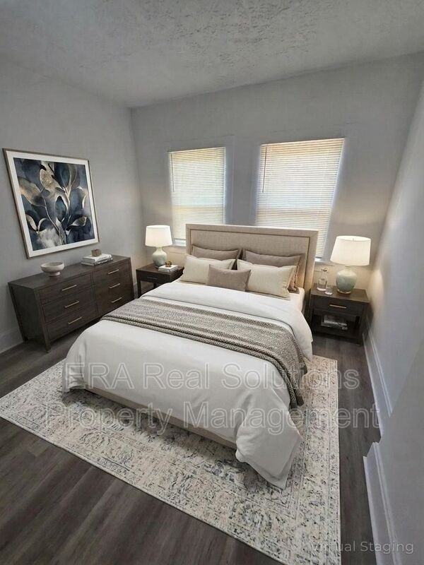 950 Mcallister Ave - Photo 3 of 12