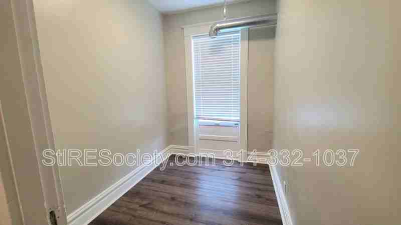 2918 Louisiana Ave - Photo 5 of 14