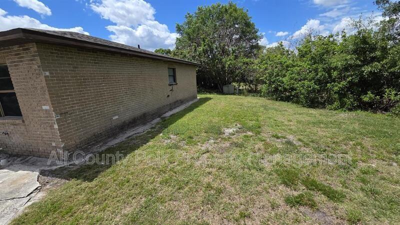 2929 9 Iron Dr - Photo 2 of 15