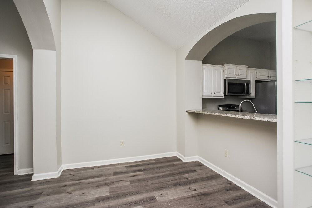 5822 Michaelson Dr - Photo 5 of 16