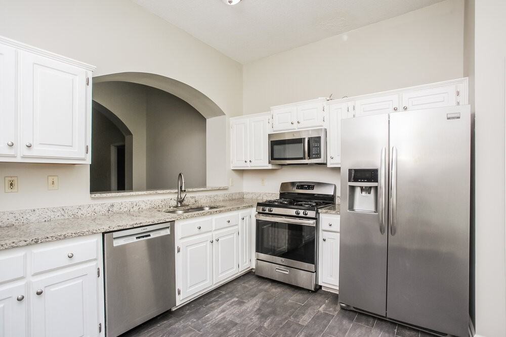 5822 Michaelson Dr - Photo 6 of 16