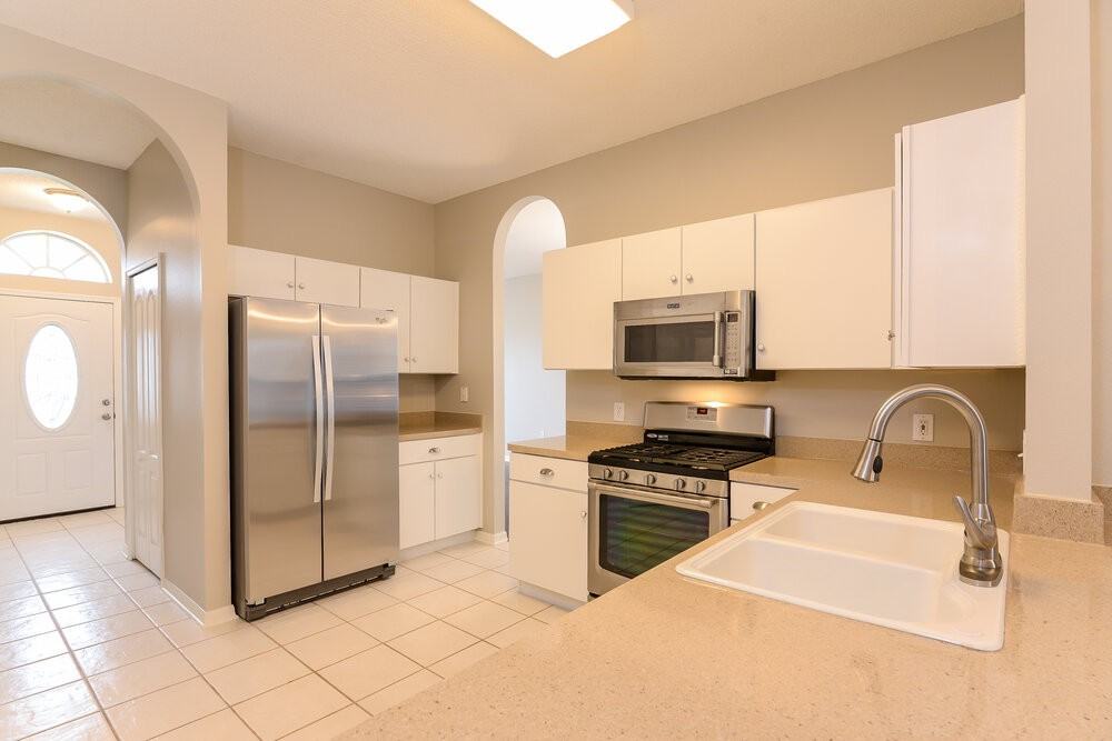 1842 Linton Ln - Photo 7 of 15