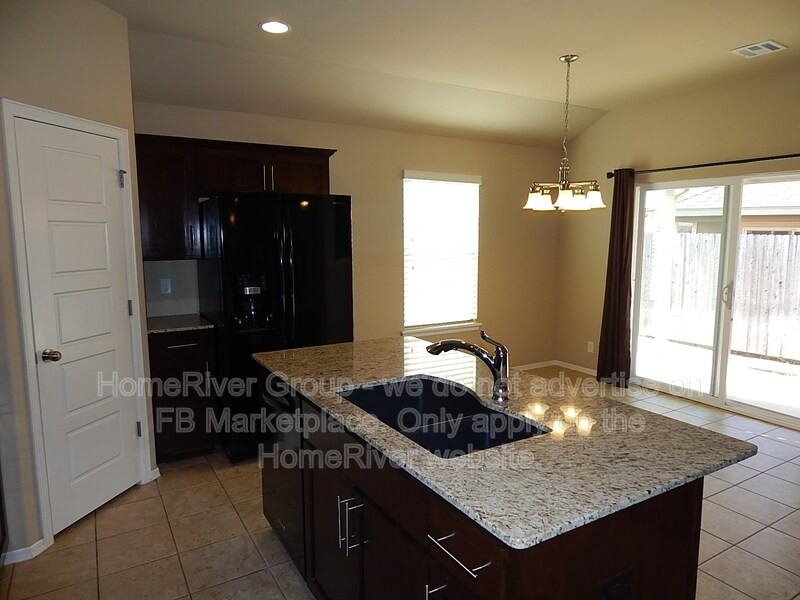 10416 S Nathan St - Photo 6 of 28