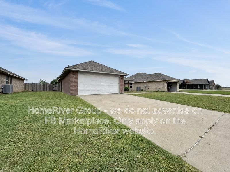 4708 River Mesa Dr - Photo 4 of 23