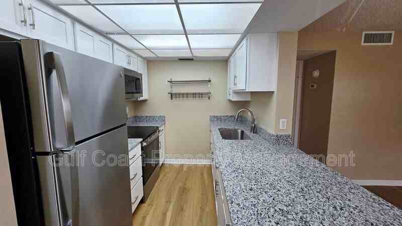 203 46th Avenue Ter W #437 - Photo 3 of 17