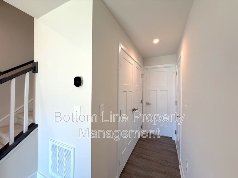 1612 Aspire St - Photo 5 of 26