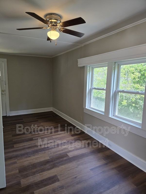 182 Cabarrus Ave E - Photo 5 of 17