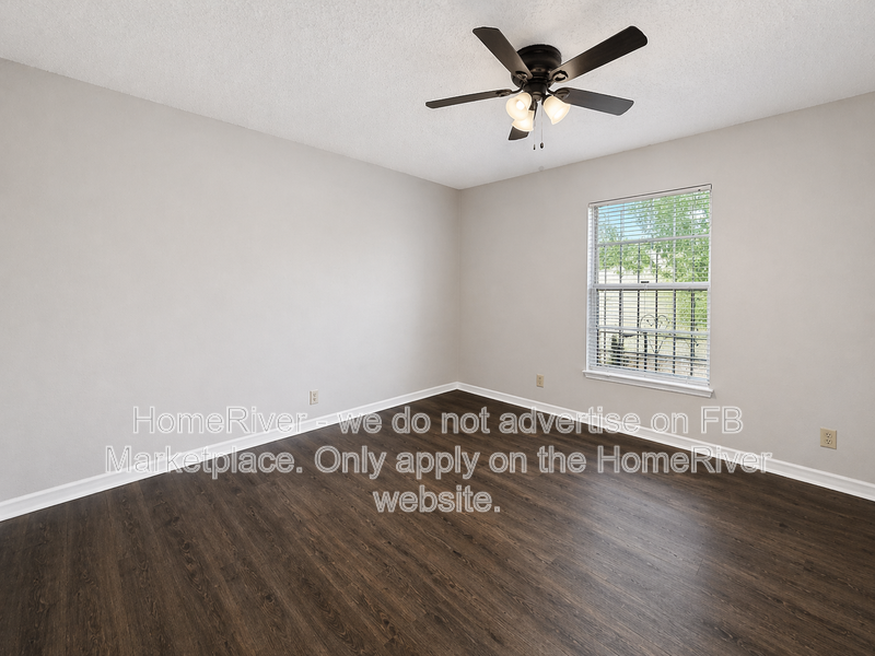 3405 N 34th St #C - Photo 7 of 13