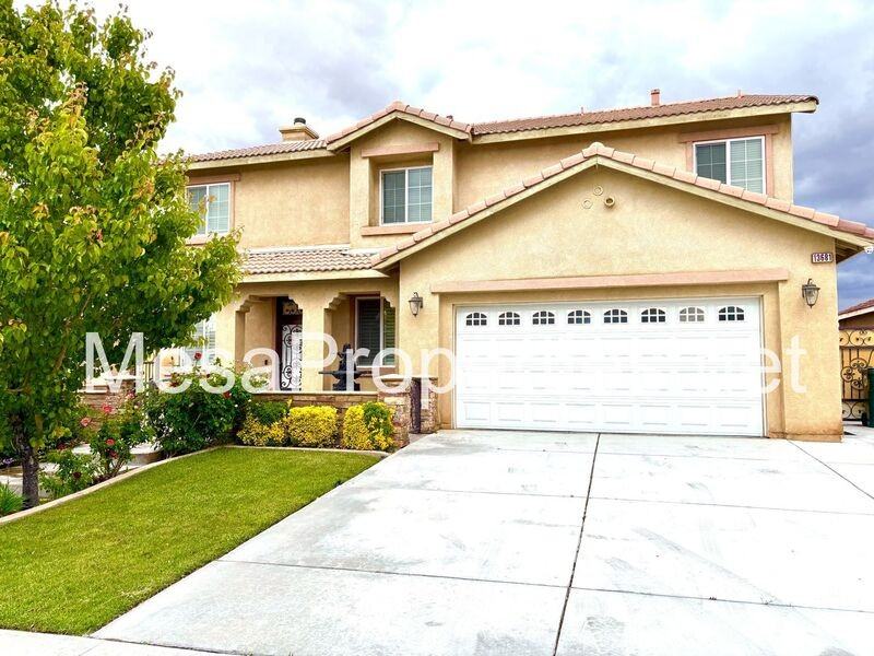 13681 Nova Ln - Photo 2 of 41