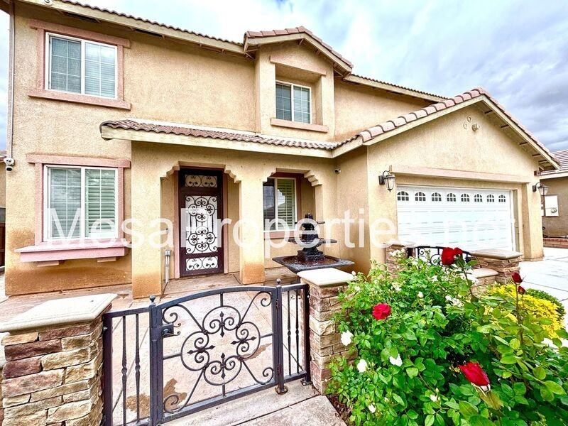 13681 Nova Ln - Photo 3 of 41