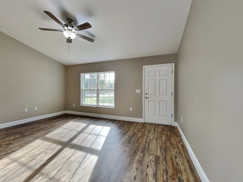 8696 N Circular Way - Photo 2 of 24