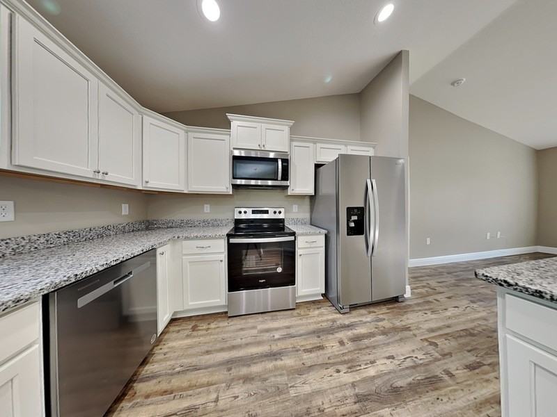 8696 N Circular Way - Photo 4 of 24