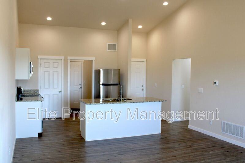 318 W Coral Dr - Photo 6 of 13