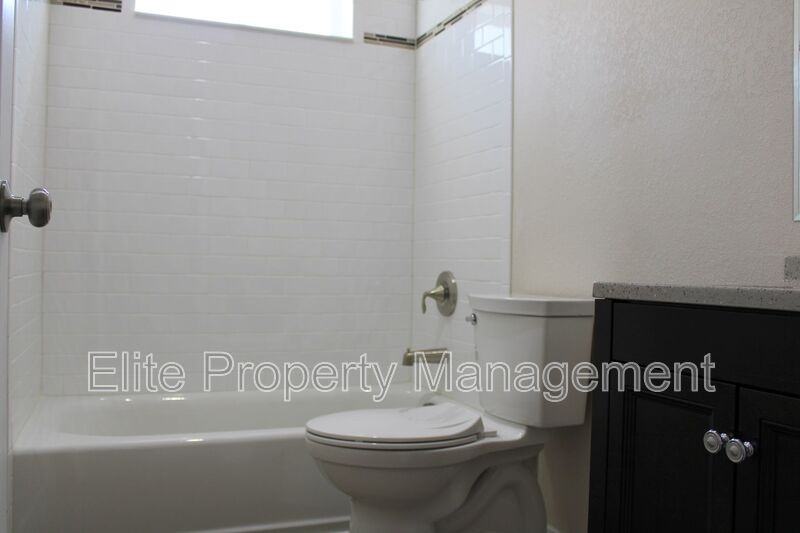 318 W Coral Dr - Photo 7 of 13