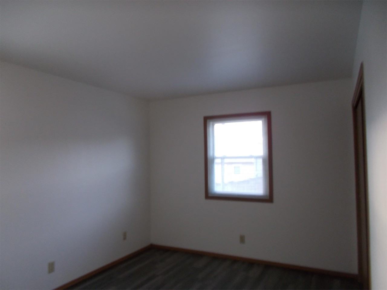 320 Joseph St - Photo 7 of 10